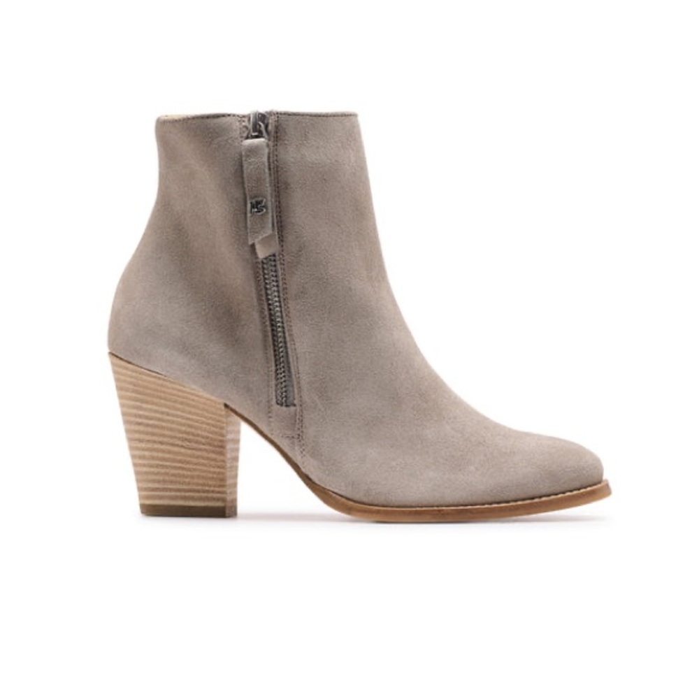 NWT Paul Green Reya Soft Suede Ankle Boots Size 9.5